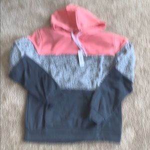 Sweatshirt/ hoodie